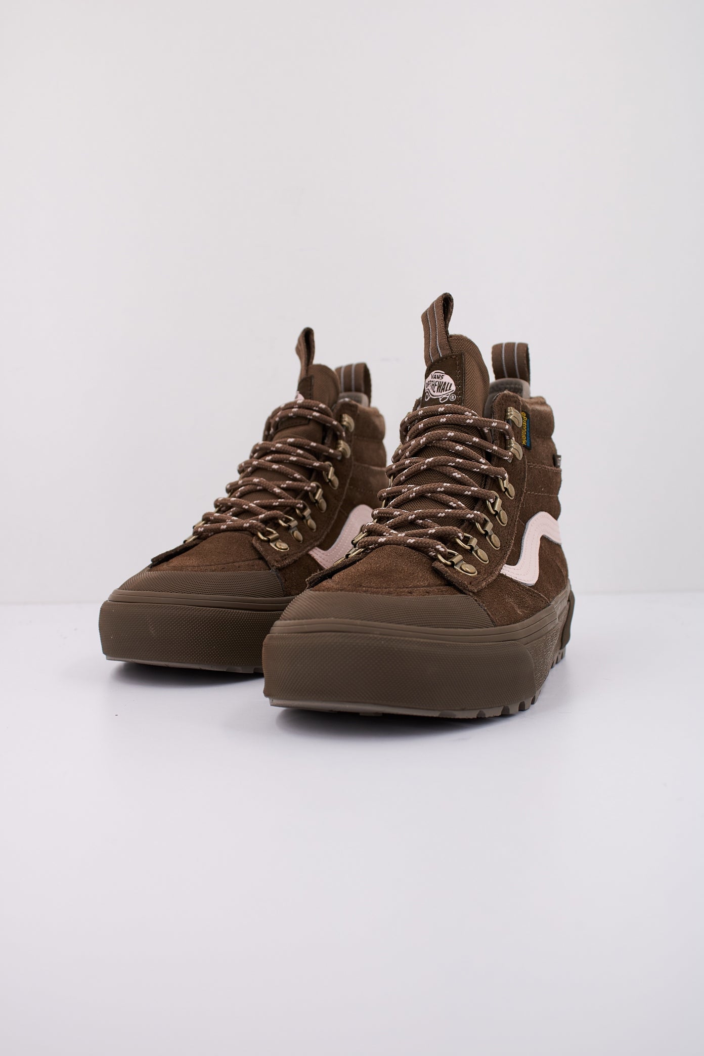VANS MTE SK-HI DR WATERP en color TEAK  (2)
