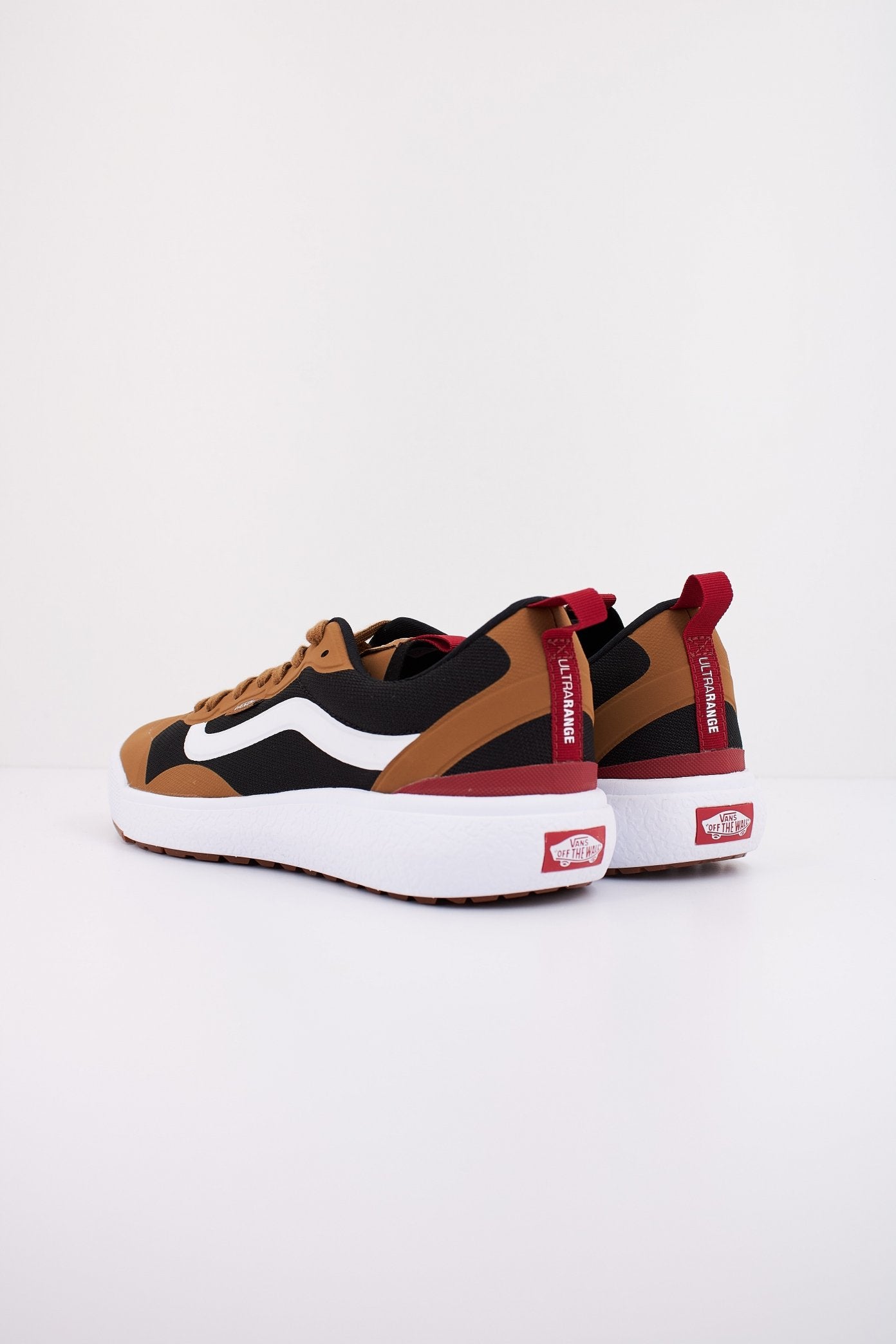 VANS MTE ULTRARANGE en color EXBWBK  (4)