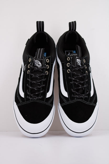 VANS MTE OLD SKOOL WATERP en color BLKWHT  (3)