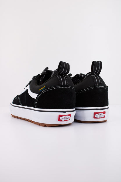 VANS MTE OLD SKOOL WATERP en color BLKWHT  (4)