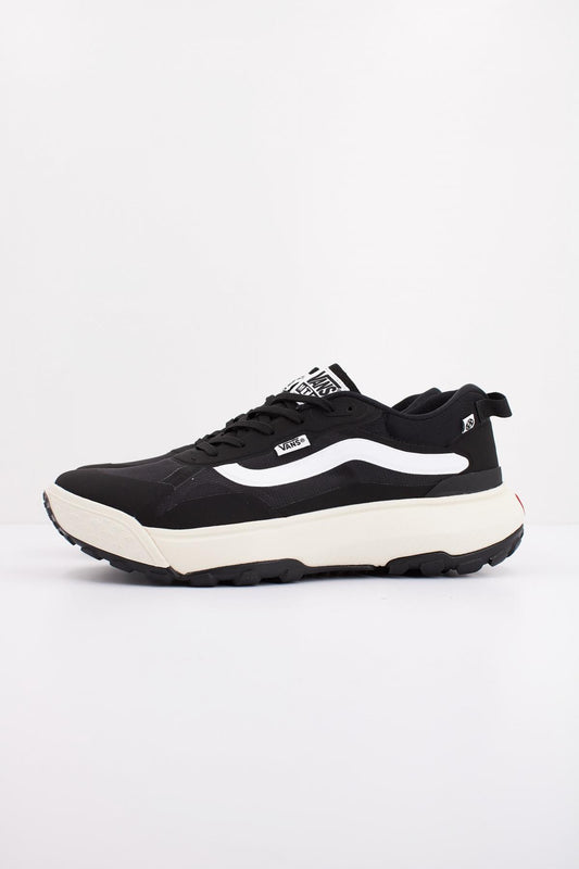 VANS MTE CROSSPATH en color BLKWHT  (1)