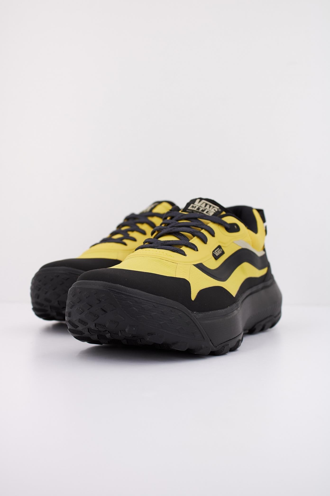 VANS MTE CROSSPATH en color YELLOW  (2)