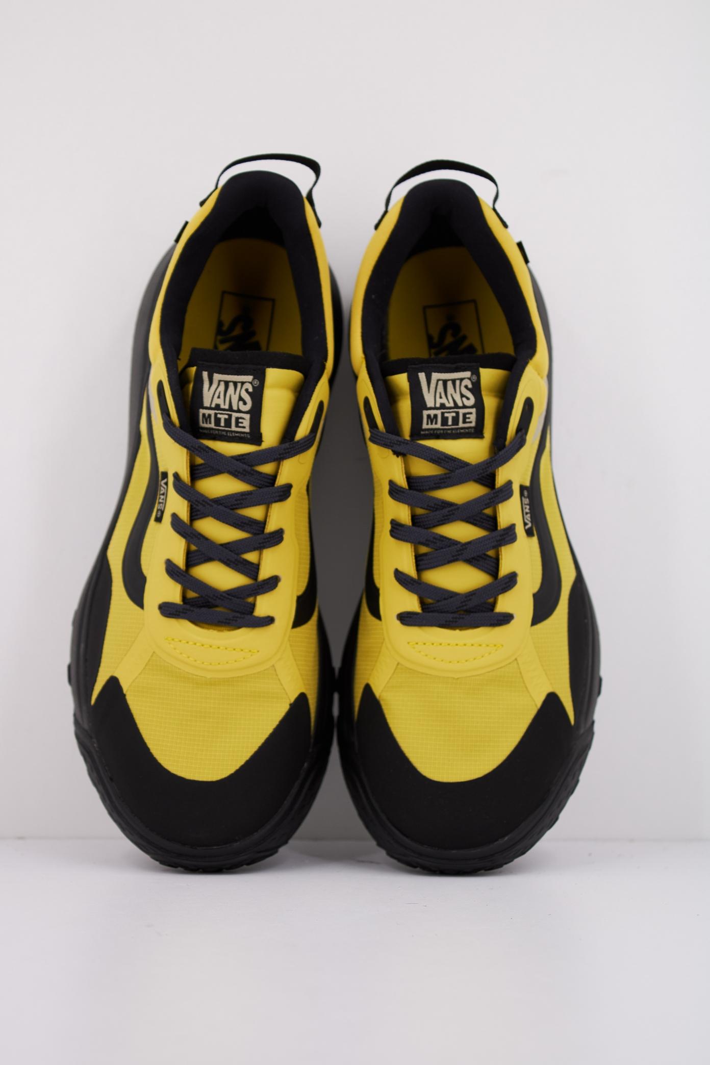 VANS MTE CROSSPATH en color YELLOW  (3)