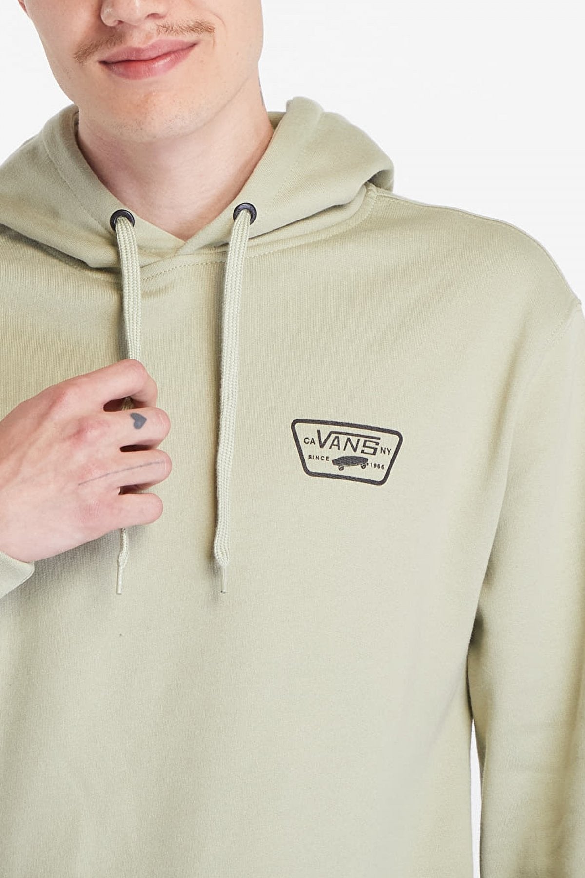 VANS FULL PATCH PULLOVER en color ELM  (4)