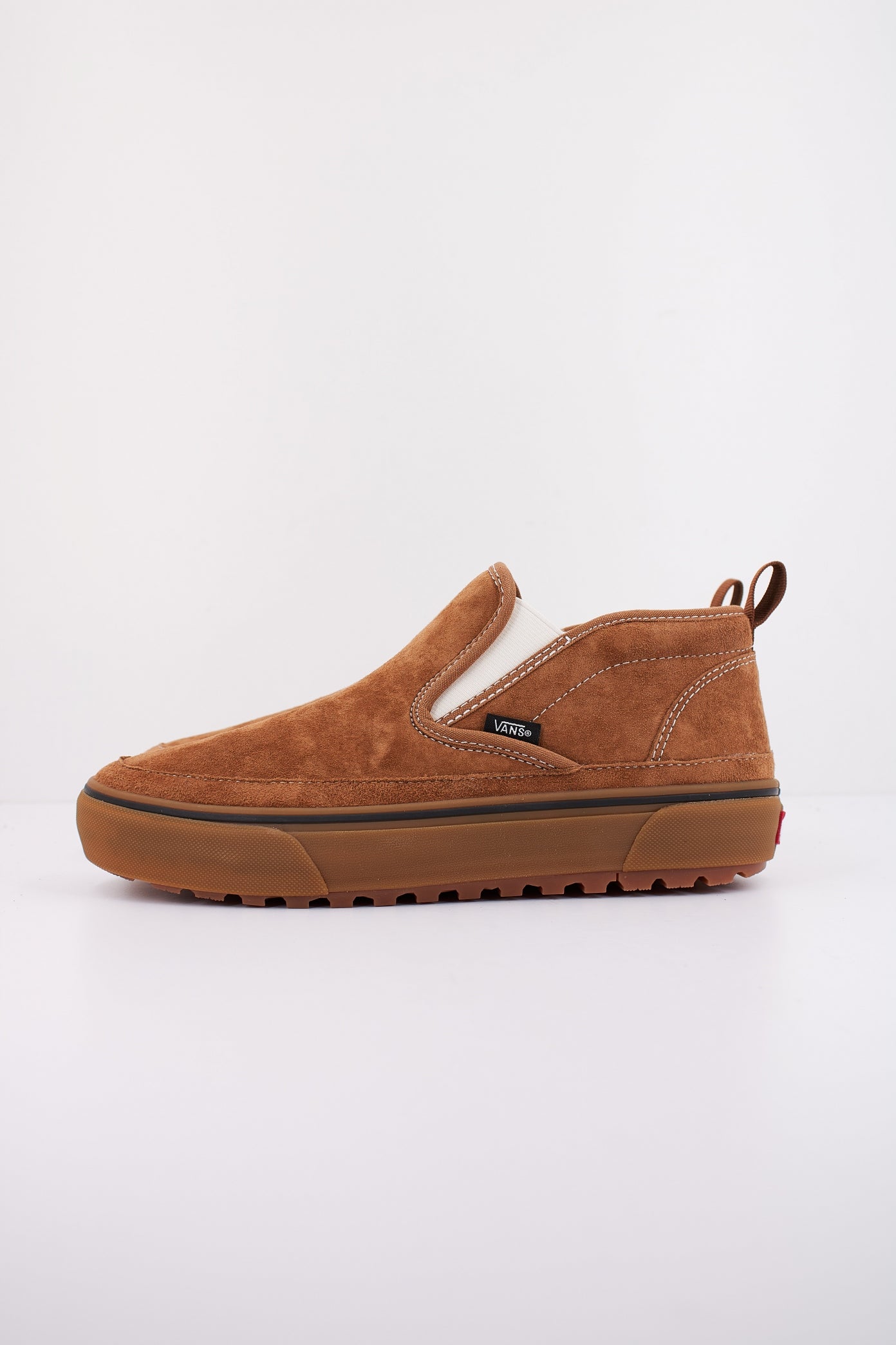 VANS MID SLIP MTE- en color CHPMNKGMS  (1)
