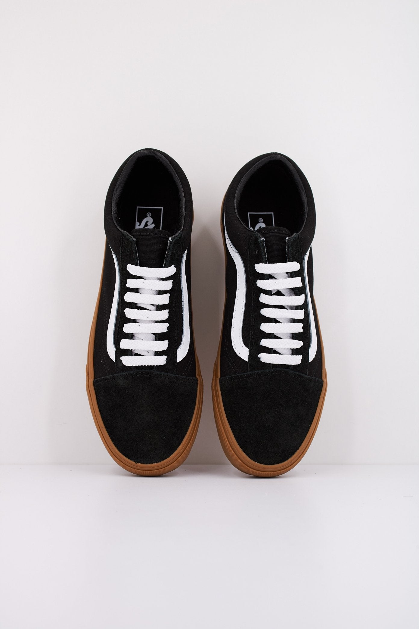 VANS OLD SKOOL en color BLACKGUM  (3)