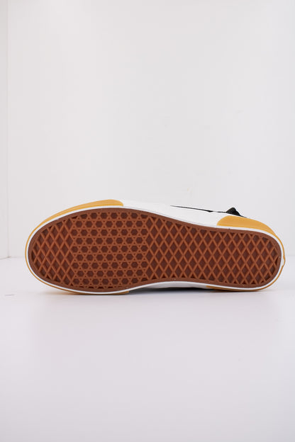 VANS ROWLEY CLASSIC en color BLCKWHTGM  (5)