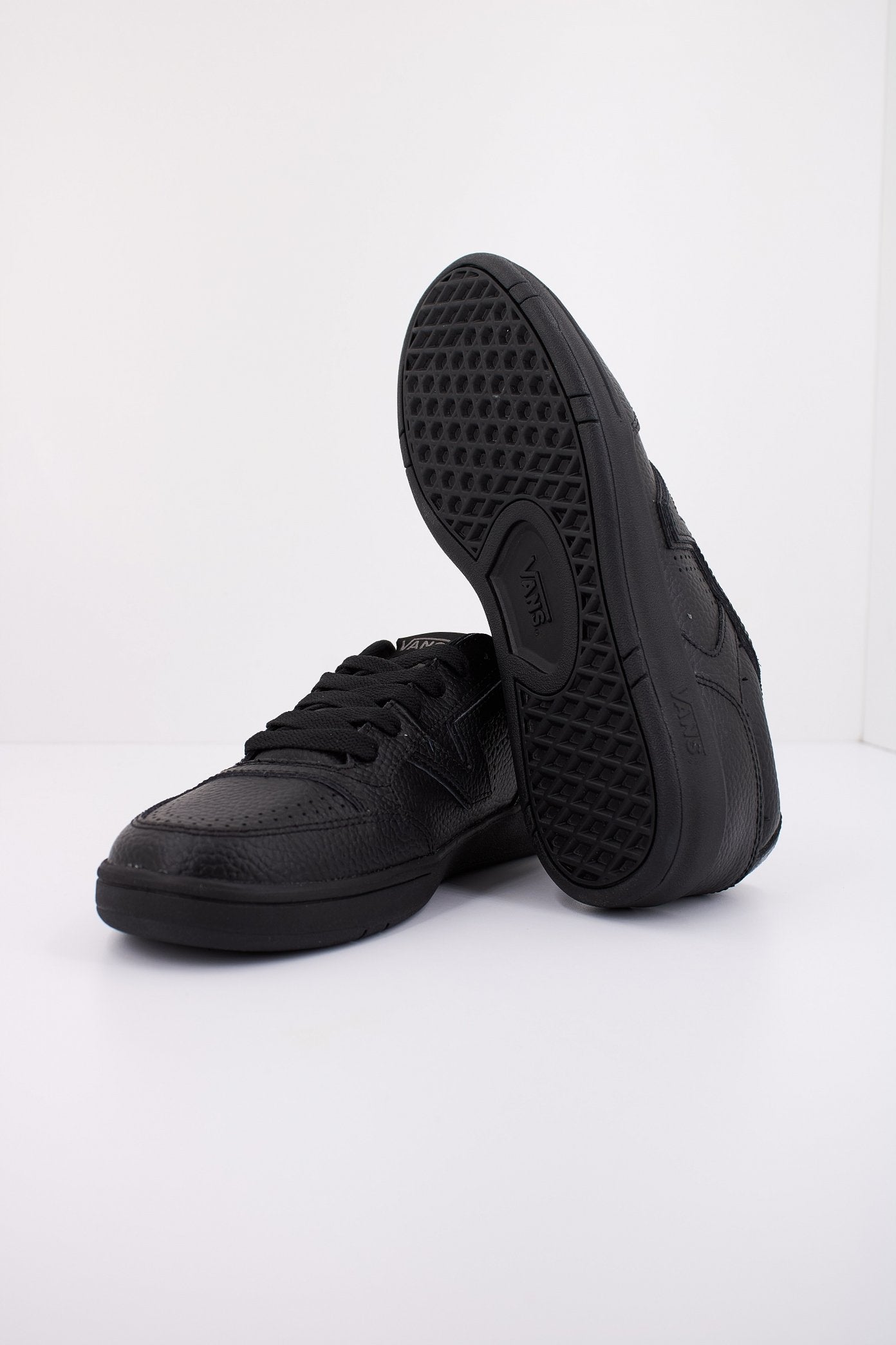VANS LOWLAND CC en color BLACK  (5)