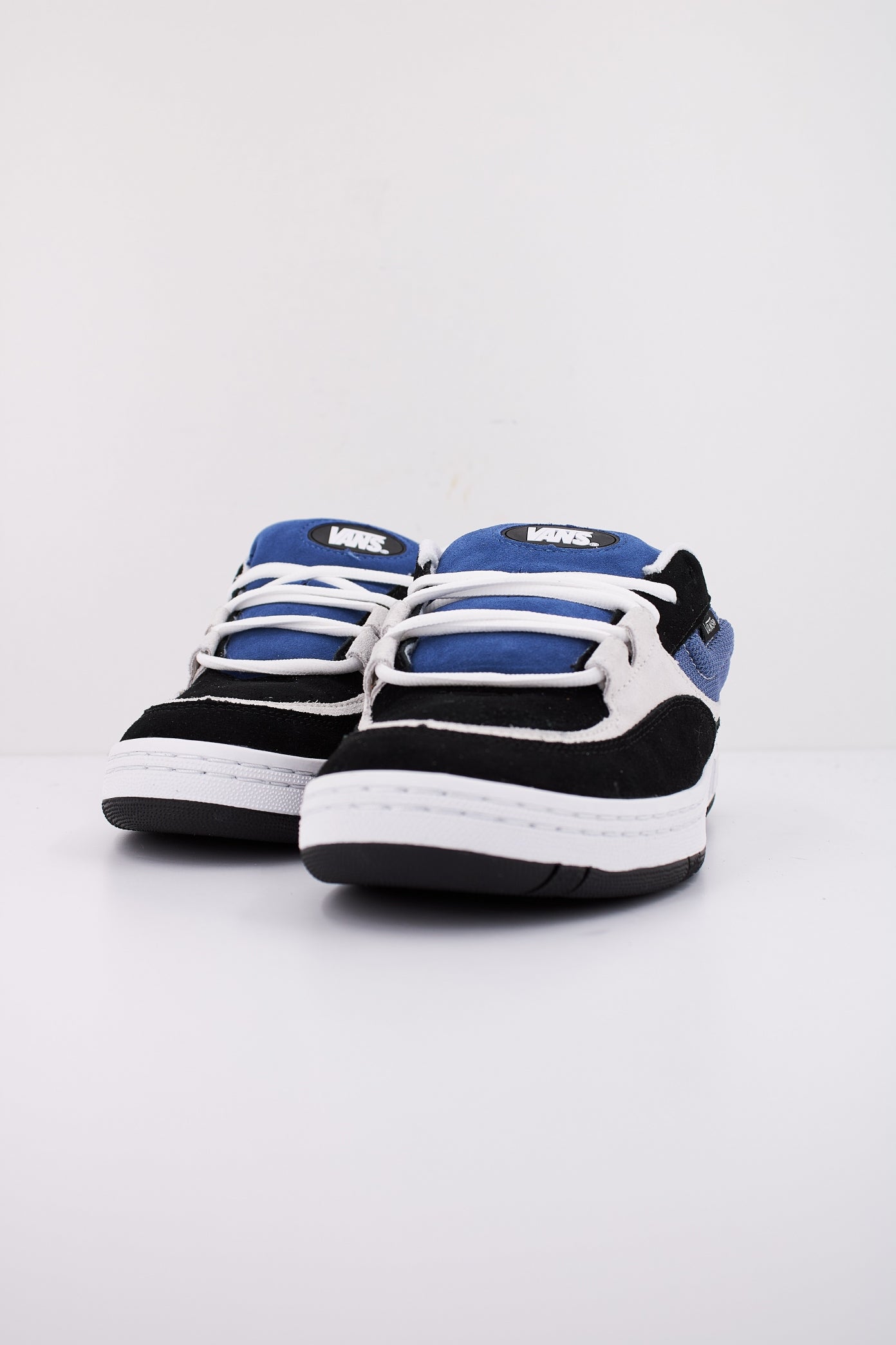 VANS SPEED LS en color BLCKNVY  (2)