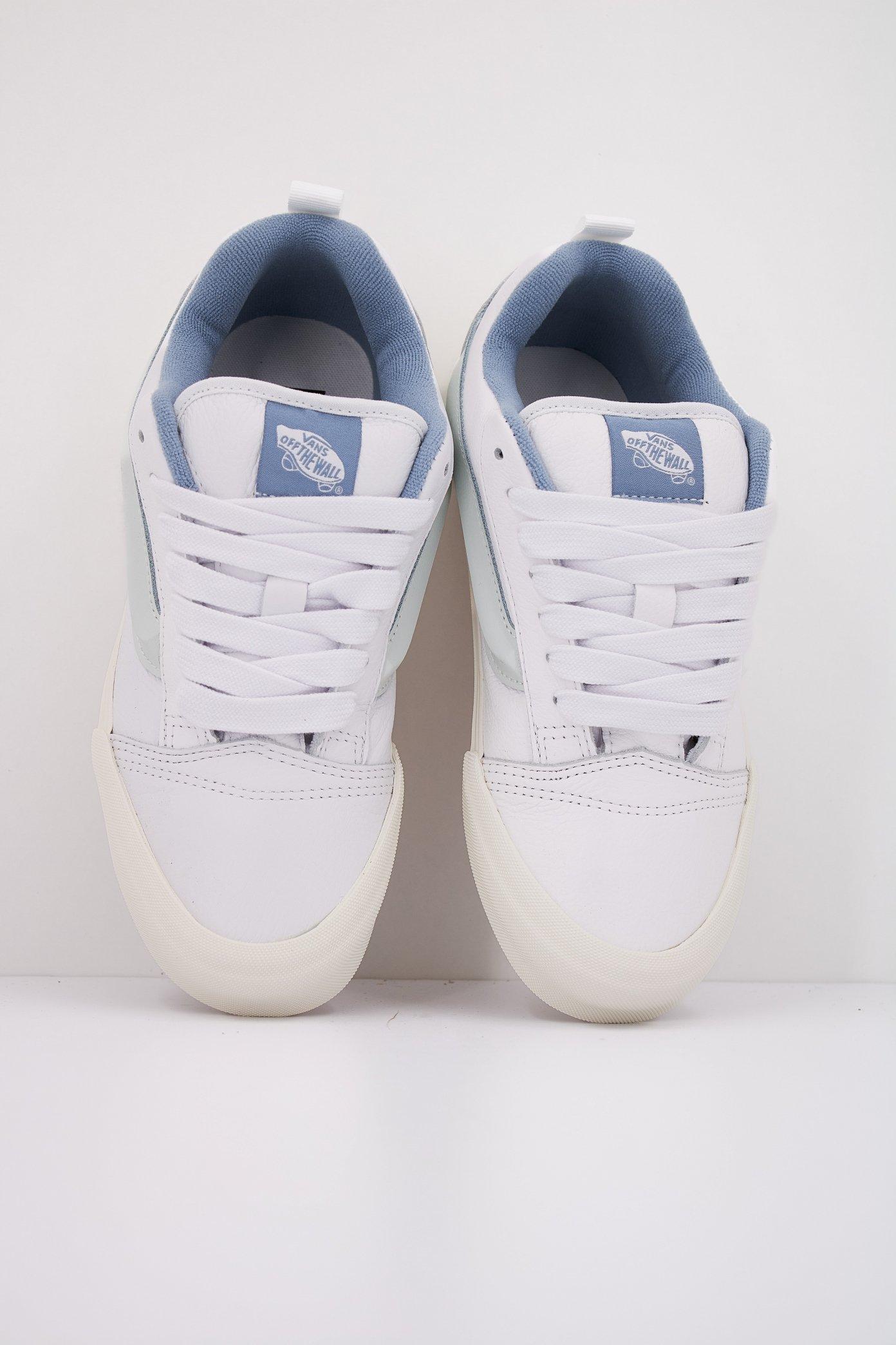 VANS  KNU SKOOL PREMIUM L en color DSTBLU  (3)