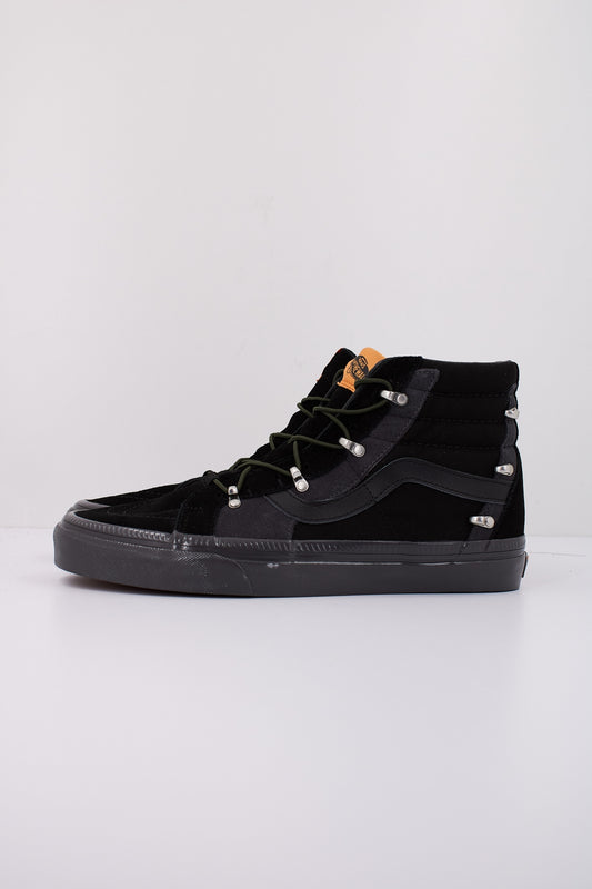 VANS SK-HI ECHO DX en color ASPHBLCK  (1)