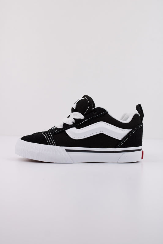 VANS KNU SKOOL ELASTIC en color BLKTRUEWHT  (1)
