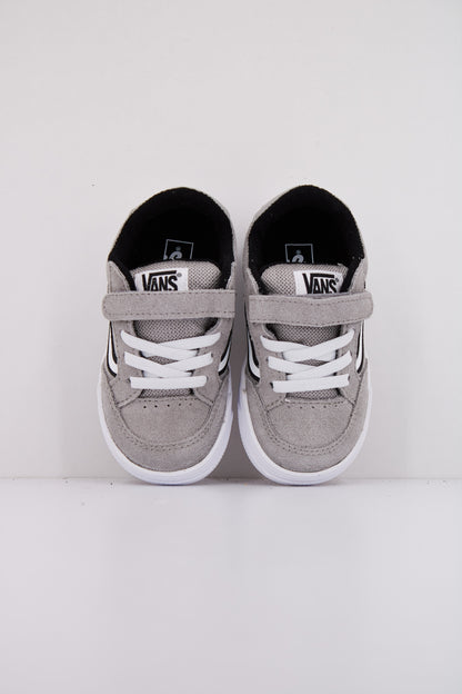 VANS HYLANE V en color GRYBLK  (3)