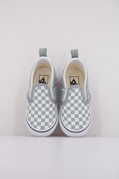 VANS SLIP ON V en color PREGRY  (3)