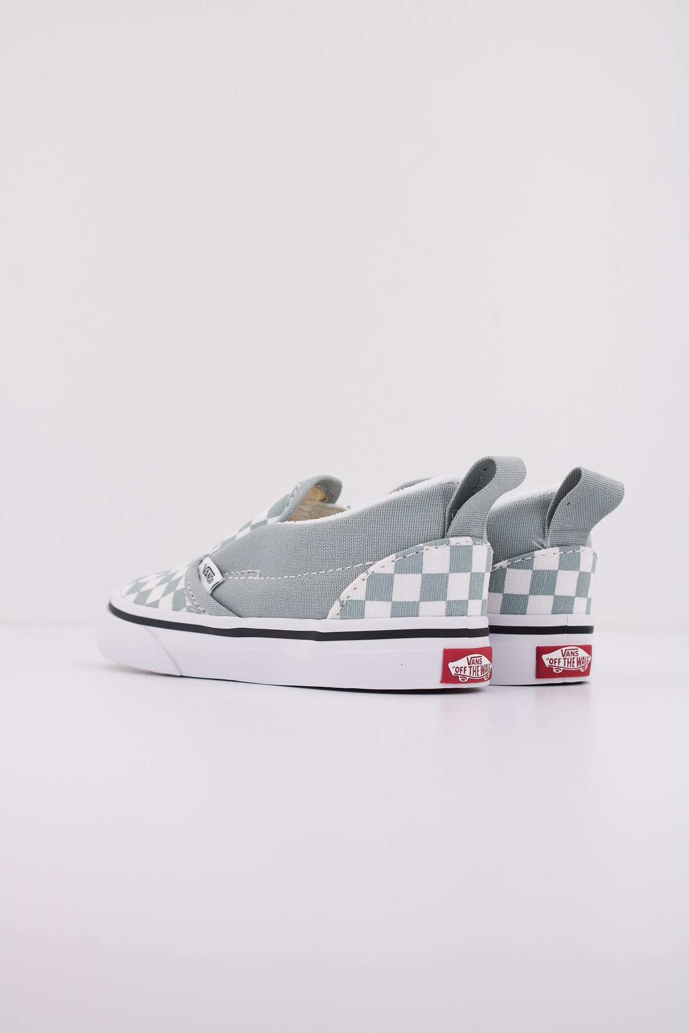 VANS SLIP ON V en color PREGRY  (4)