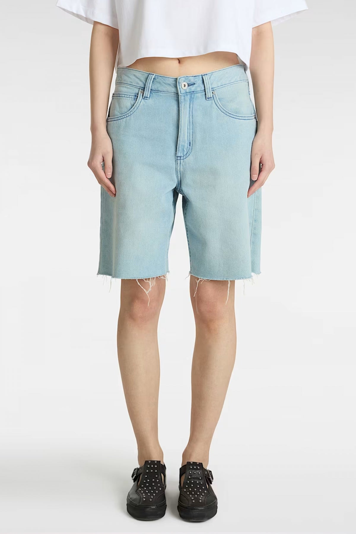 VANS SIRELLE CUT-OFF JORT en color LGHSTN  (1)