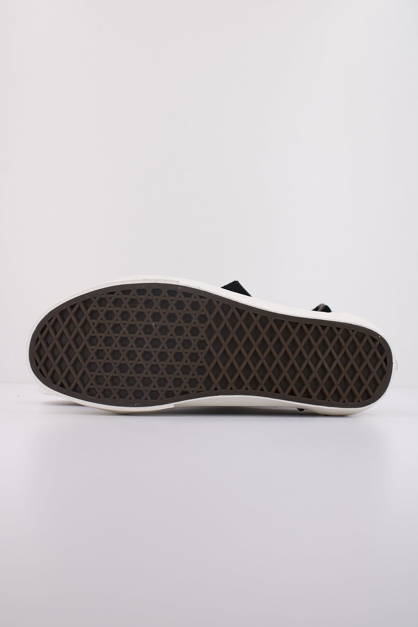 VANS OLD SKOOL en color BLACK  (5)