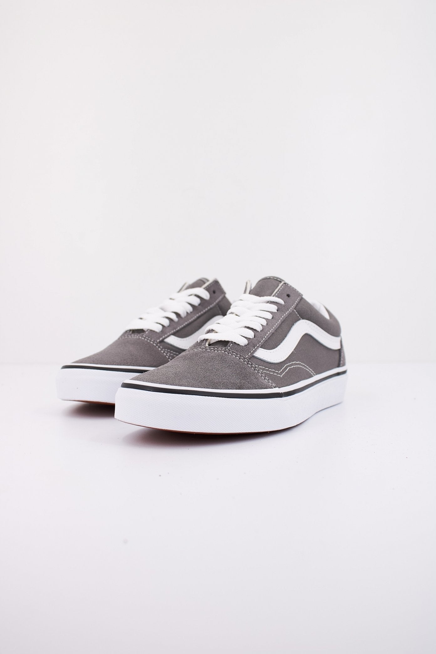 VANS OLD SKOOL en color PEWTER  (2)