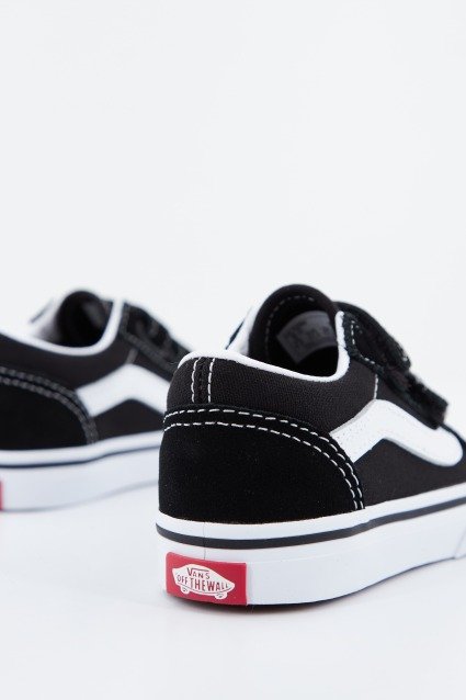 VANS TD OLD SKOOL V en color BLACK  (3)