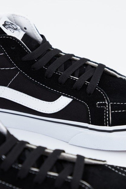 VANS UA SK-MID en color BLACK  (4)