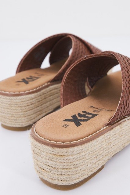 XTI X en color CAMEL  (3)