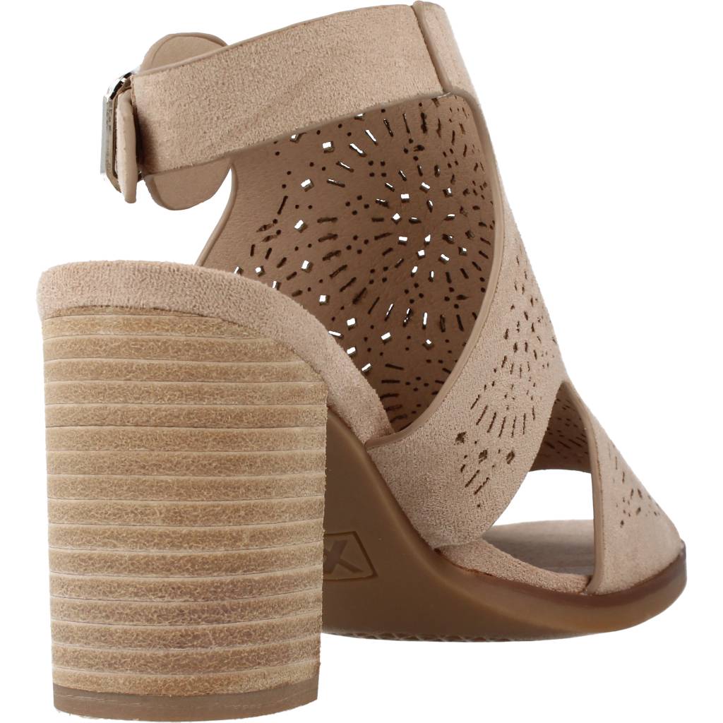 XTI X  en color TAUPE  (3)
