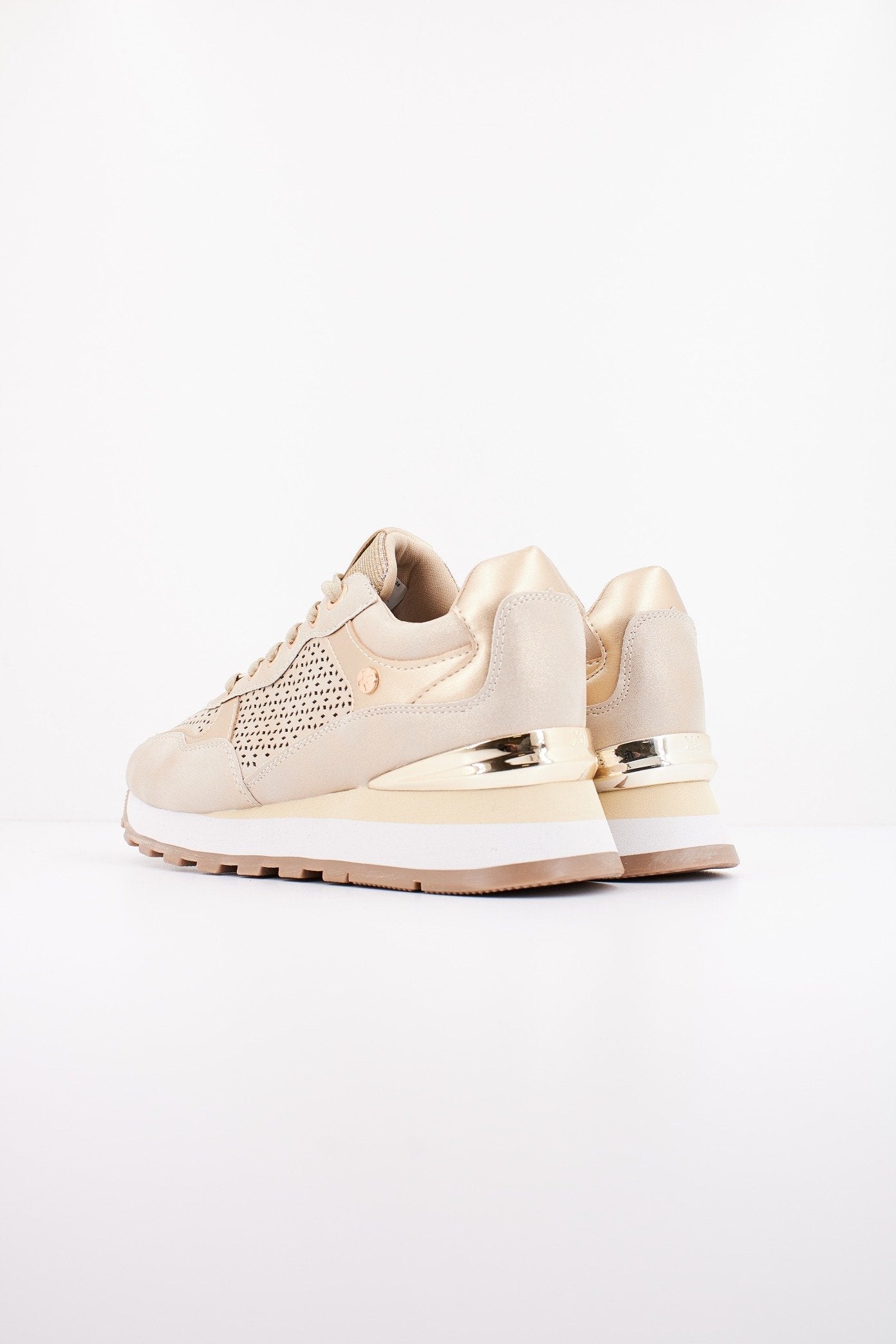 XTI X en color ORO  (3)