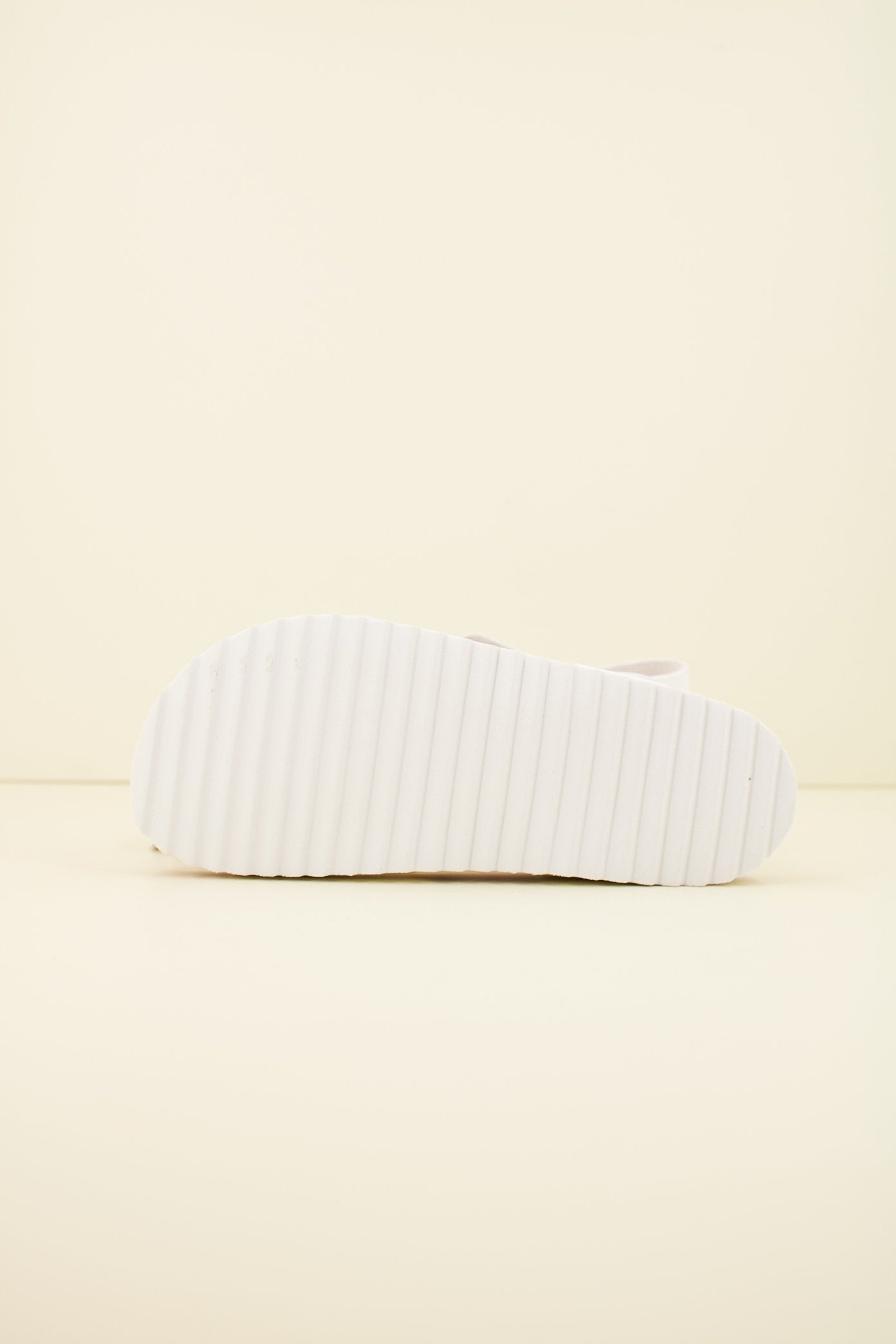 XTI X  en color BLANCO  (4)