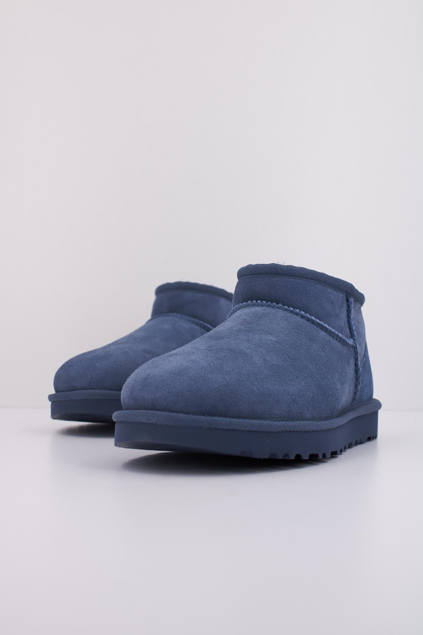 UGG W CLASSIC ULTRA MINI en color DTB  (2)