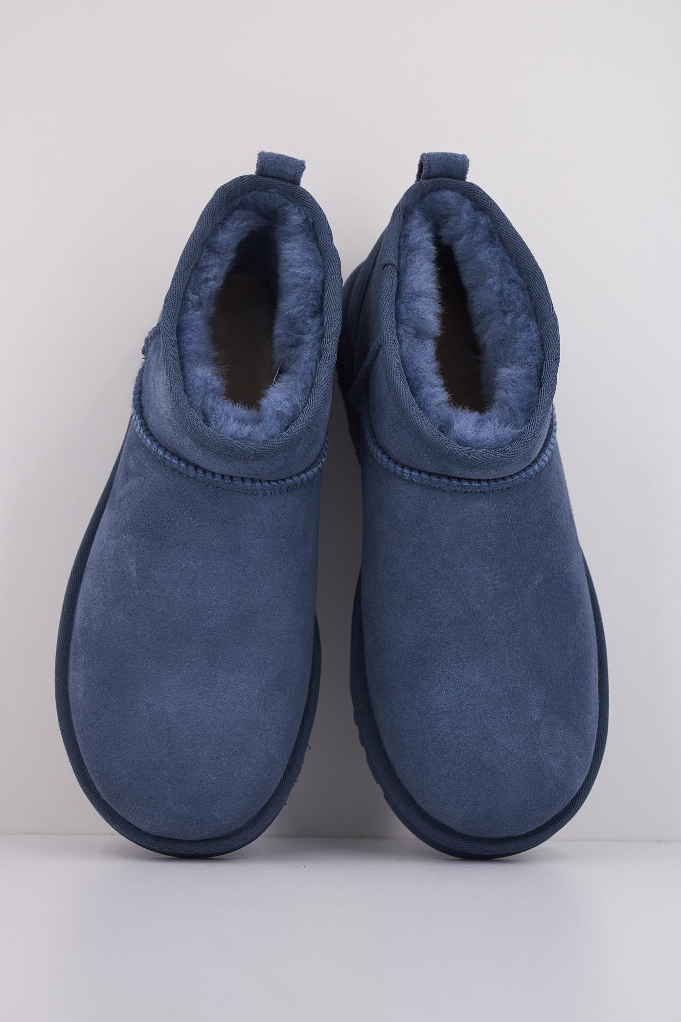 UGG W CLASSIC ULTRA MINI en color DTB  (3)