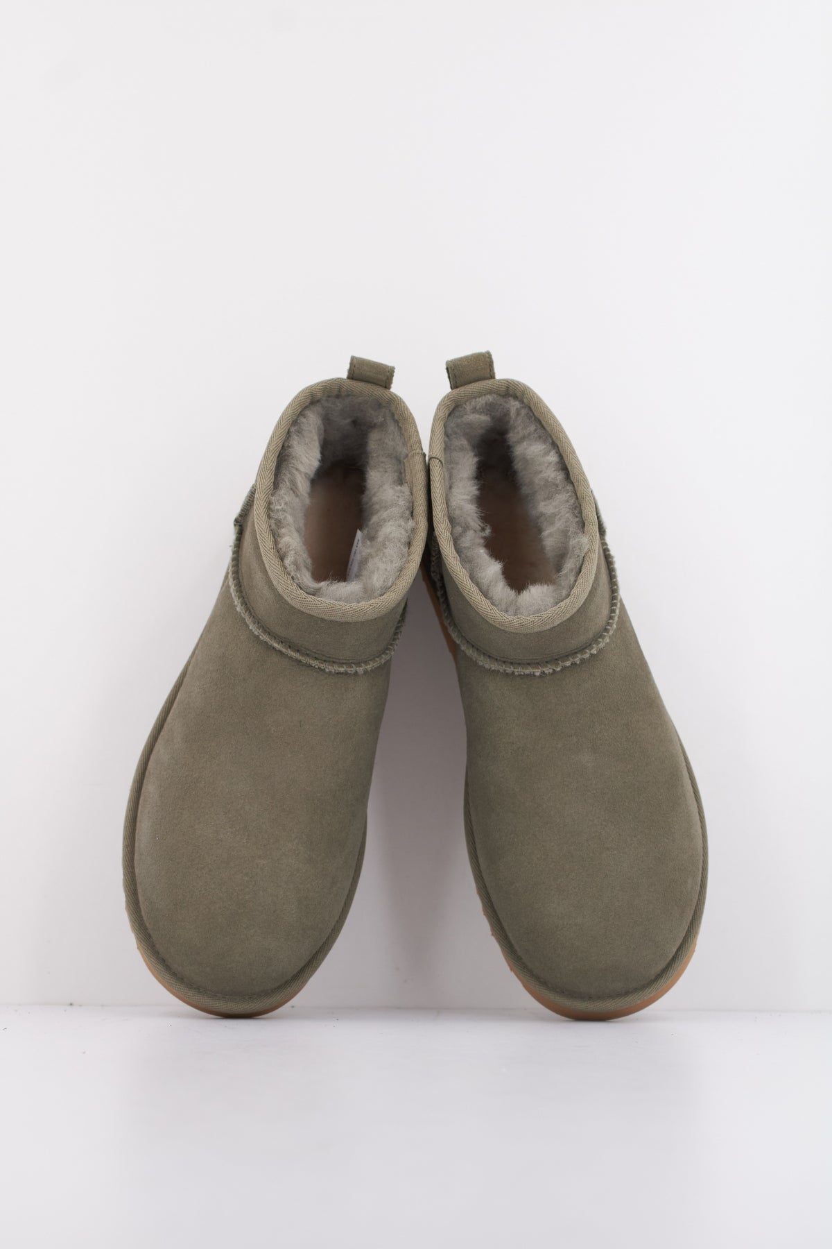 UGG W CLASSIC ULTRA MINI en color MMP  (3)