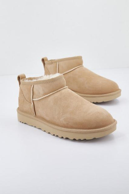 UGG W CLASSIC ULTRA MINI en color SAND  (2)