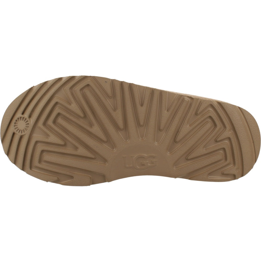 UGG  K CLASSIC MINI II en color SAND  (6)