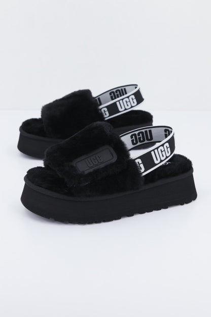 UGG W DISCO SLIDE en color BLACK  (1)