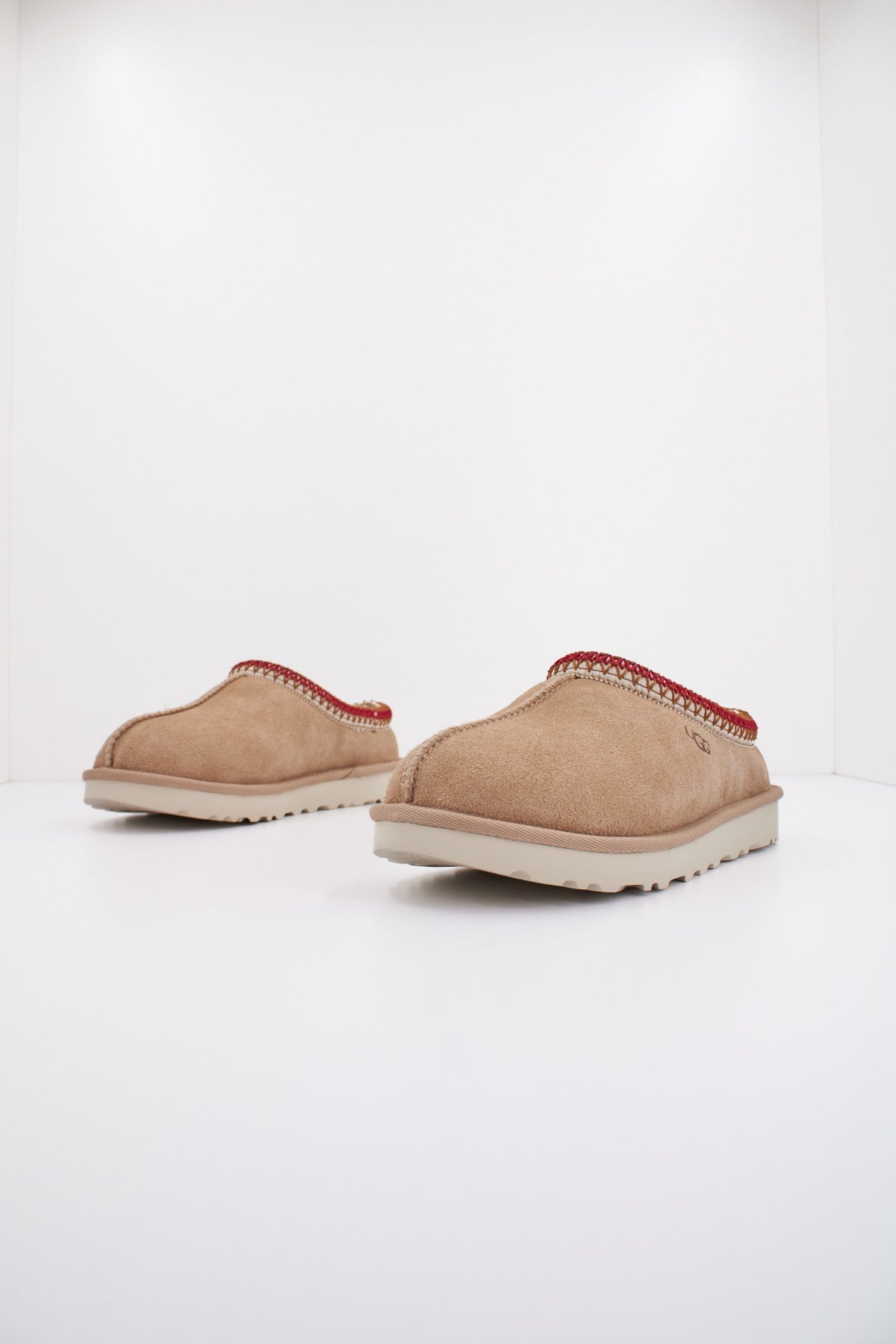 UGG W TASMAN en color SNDD  (2)