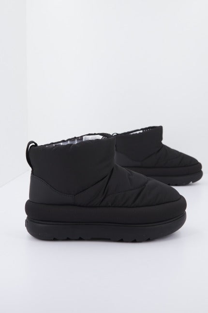 UGG  CLASSIC MAXI MINI en color BLACK  (2)
