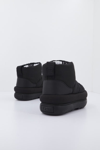 UGG  CLASSIC MAXI MINI en color BLACK  (3)