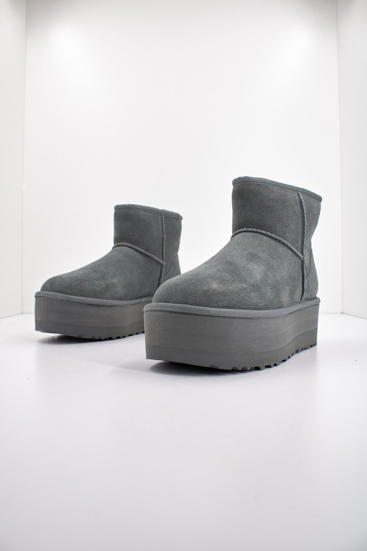 UGG  CLASSIC MINI PLATFO en color RNS  (2)