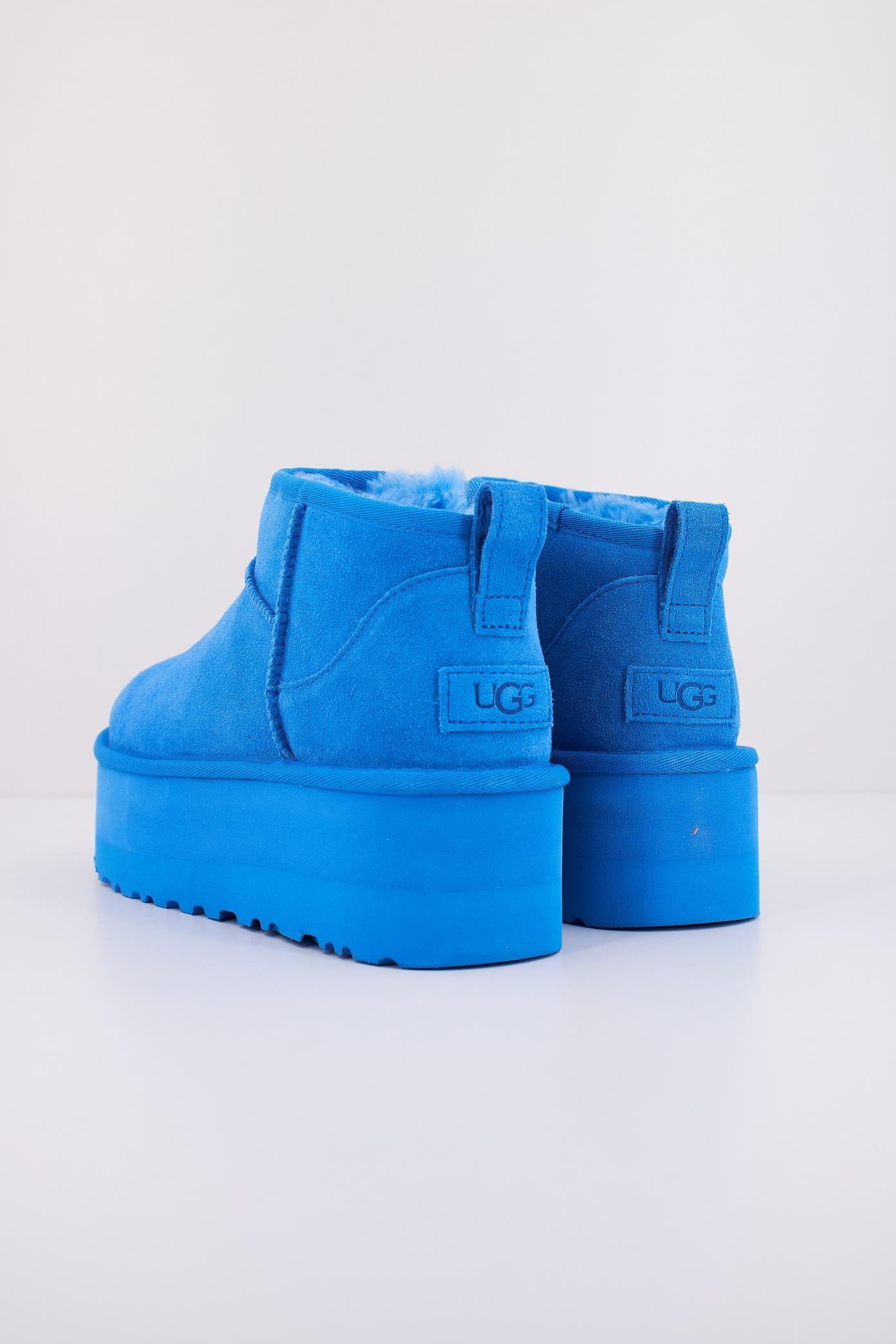 UGG W CLASSIC ULTRA MINI en color BIGSKY  (4)