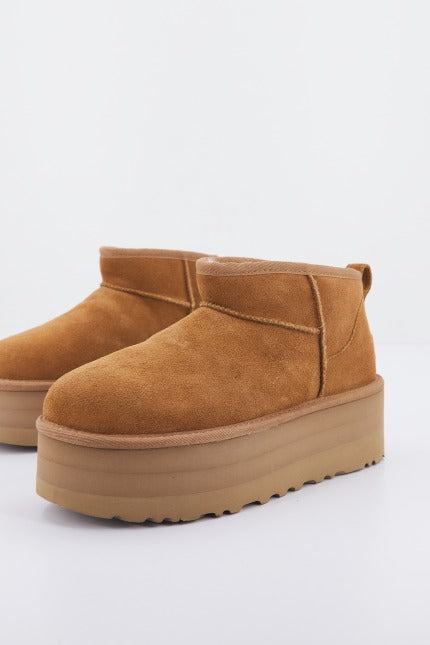 UGG CLASSIC ULTRA MINI P en color CHESTNUT  (2)