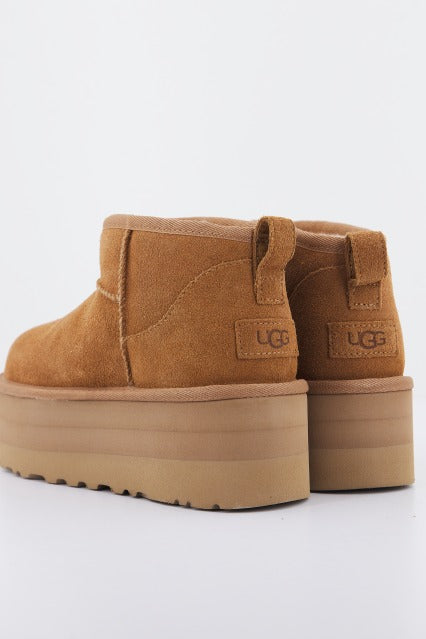 UGG CLASSIC ULTRA MINI P en color CHESTNUT  (3)