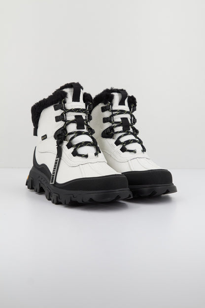 UGG W ADIRONDACK MERIDIA en color WHITE  (2)