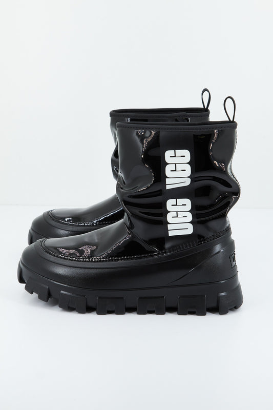 UGG W CLASSIC BRELLAH MI en color BLACK  (1)