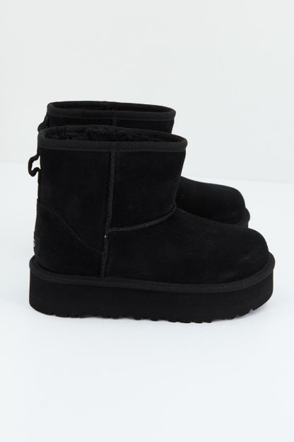 UGG CLASSIC MINI PLATFOR en color BLACK  (2)