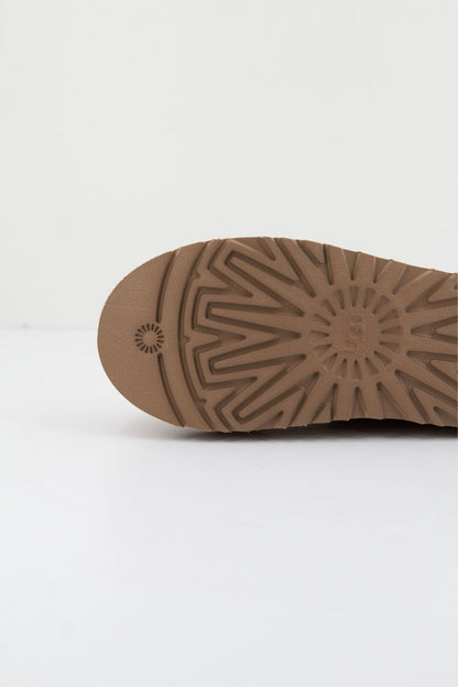 UGG CLASSIC MINI PLATFOR en color CHESTNUT  (4)