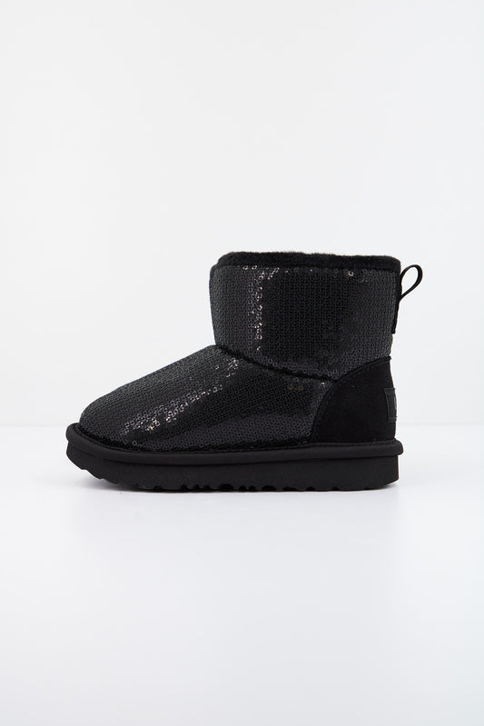 UGG CLASSIC MINI MIRROR  en color BLACK  (1)