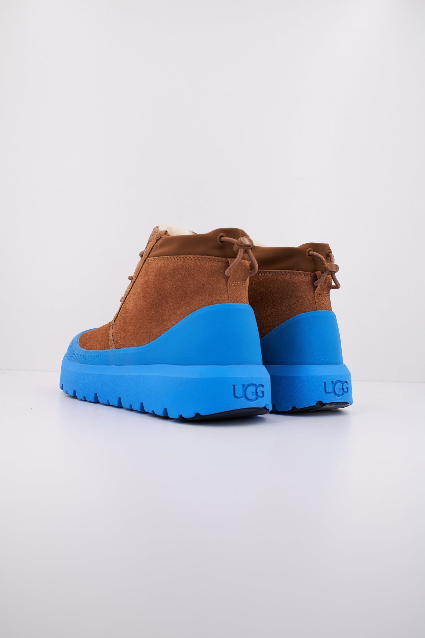 UGG M NEUMEL WEATHER HYB en color CHESTNUT  (4)