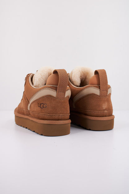 UGG W LOWMEL en color CHESTNUT  (4)