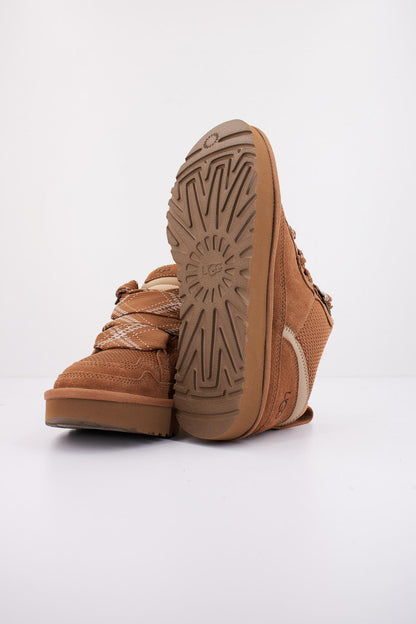 UGG W LOWMEL en color CHESTNUT  (5)