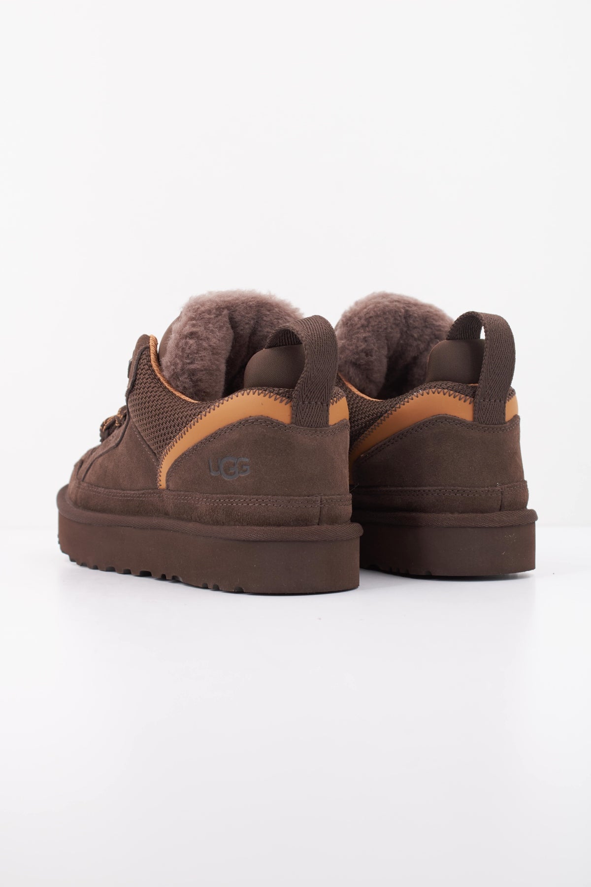 UGG W LOWMEL en color DDC  (4)